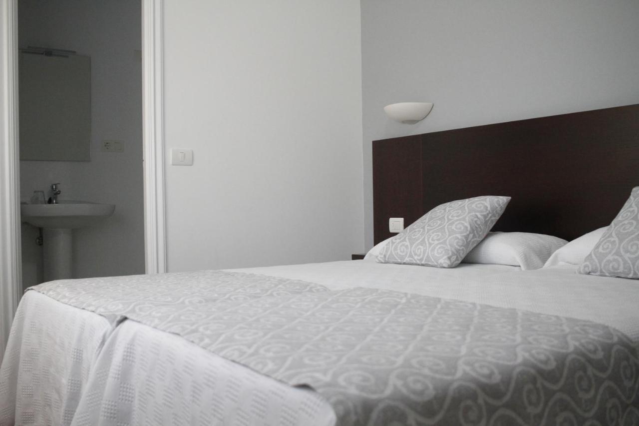 Pension Elisardo Noia Exteriör bild